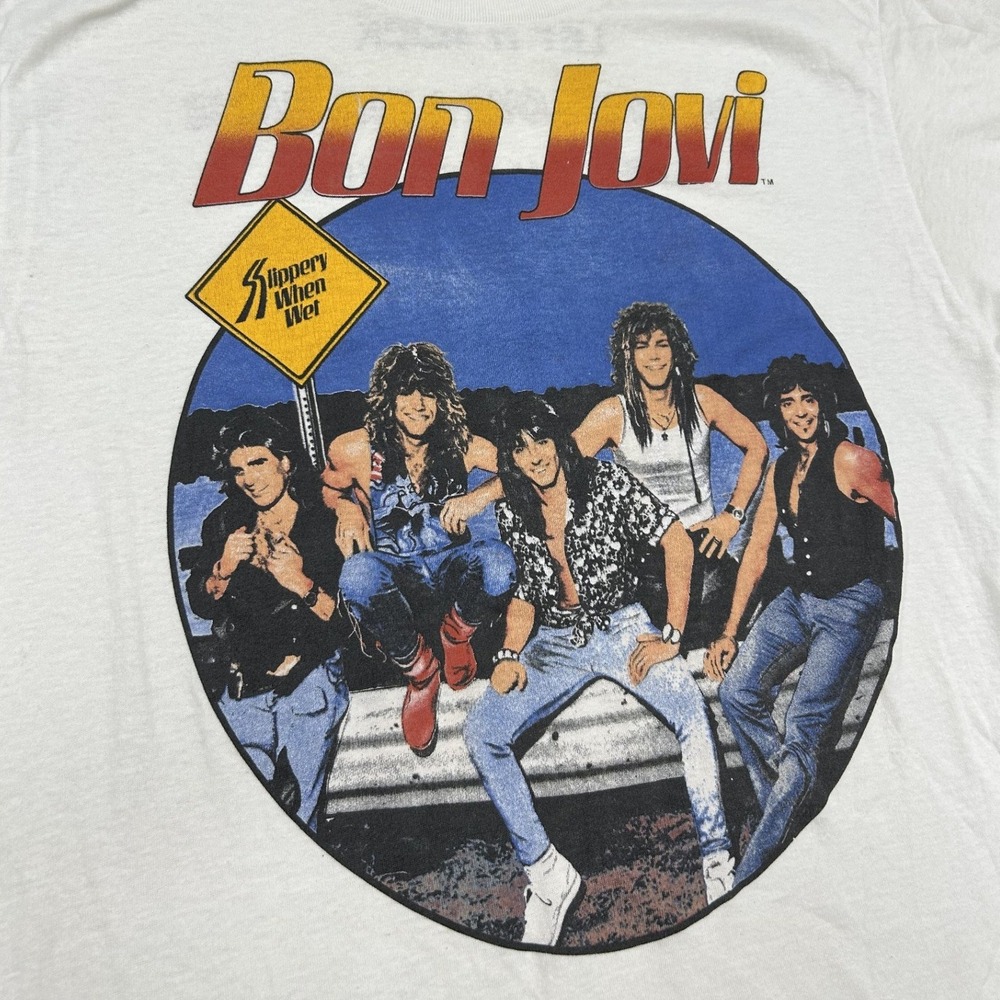 Bon Jovi Graphic T-Shirt Mens Large White Slippery When Wet Tracklist 80s Rock